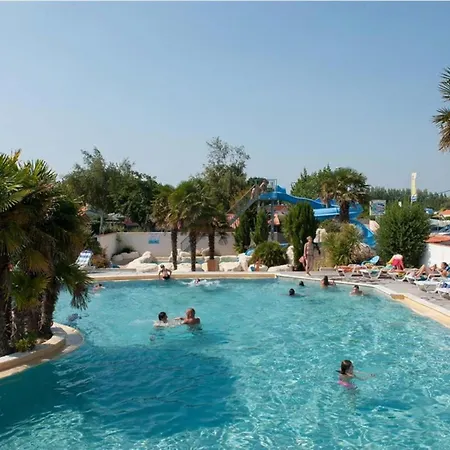 营地 Mobil-home Confortable Avec Terrasse A Saint-jean-de-monts - Api-1-52-1117 *