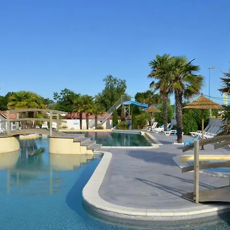 营地 Mobil-home Confortable Avec Terrasse A Saint-jean-de-monts - Api-1-52-1117 *