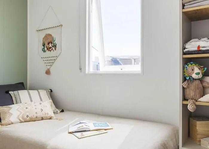 Mobil-home Confortable Avec Terrasse A - Api-1-52-1117 Campingplatz Saint-Jean-de-Monts