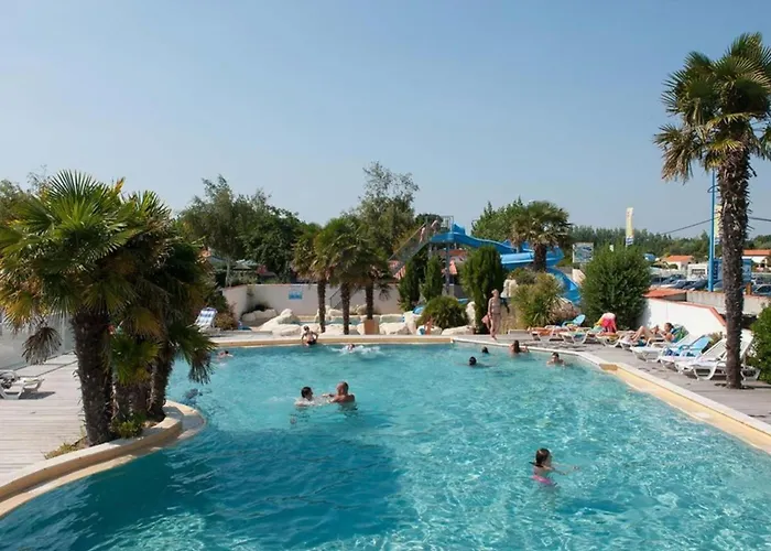 Campingplatz Mobil-home Confortable Avec Terrasse A - Api-1-52-1117 *