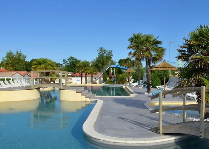 Campingplatz Mobil-home Confortable Avec Terrasse A - Api-1-52-1117 *