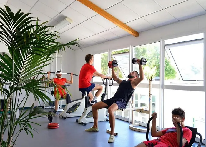 Parque de Campismo Mobil-home Confortable Avec Terrasse à Saint-jean-de-monts - Api-1-52-1117 Saint-Jean-de-Monts